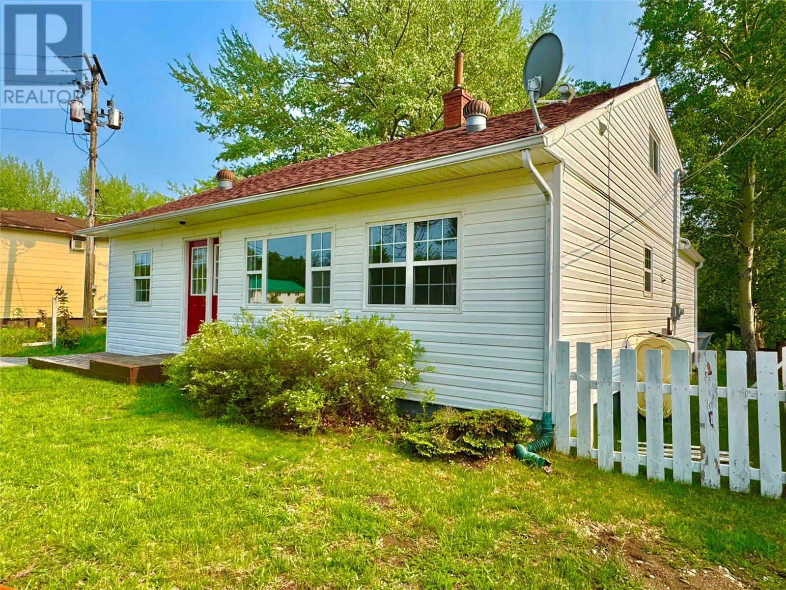 3 Bowater Avenue, Lewisporte, NL A0G3A0