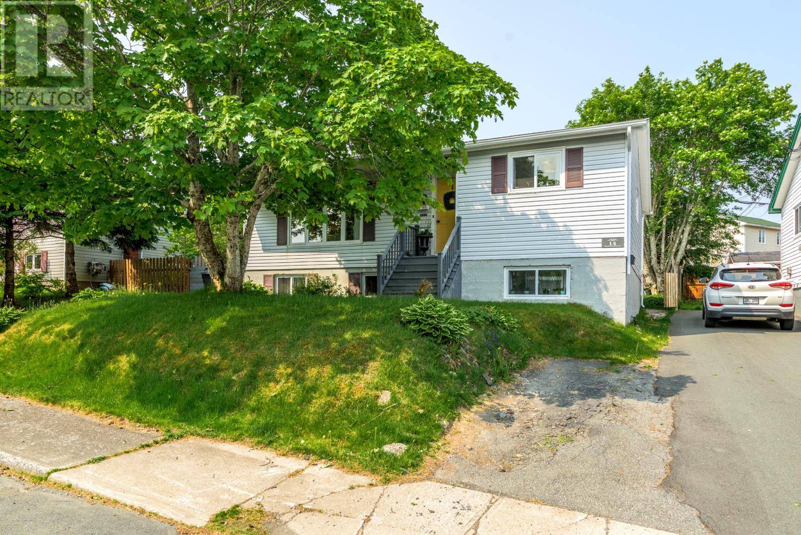 Mount Pearl, NL A1N2A3,14 Montgomery Street