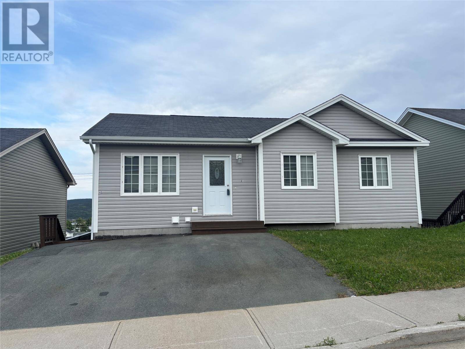 43 Rotary Drive, St. John's, NL A1E0C2