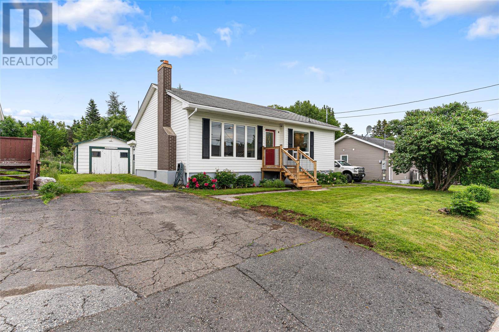 10 Russhann Street, Lewisporte, NL A0G3A0