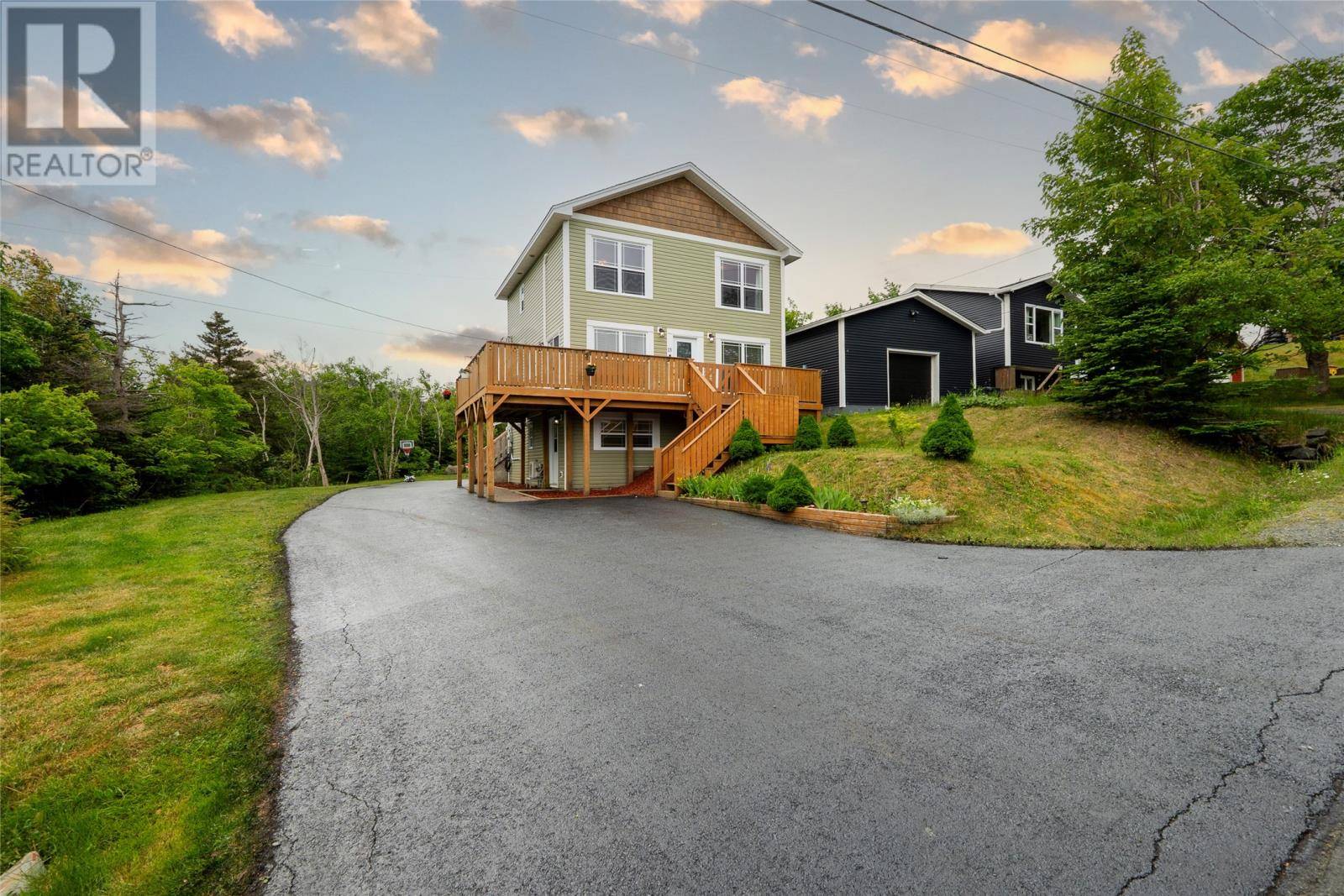 13 Father Lacey Place, Paradise, NL A1L3R3