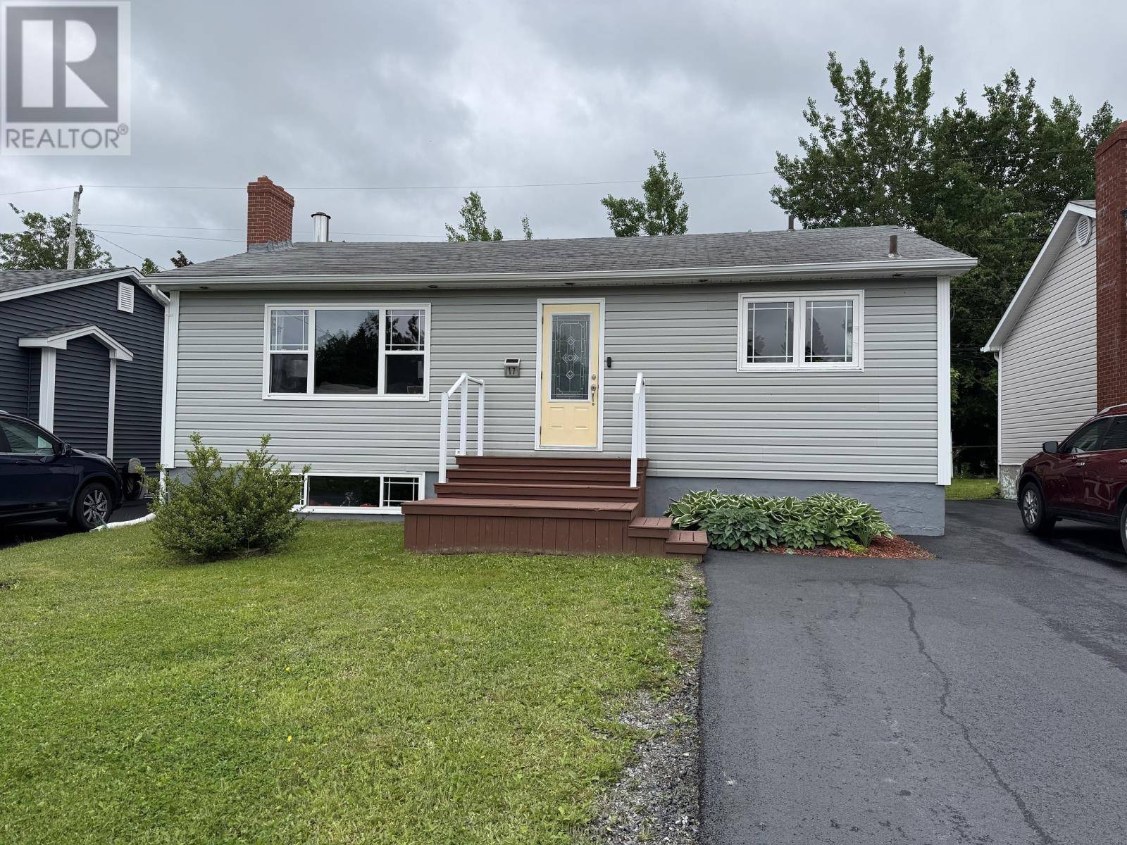 17 Brock Crescent, Gander, NL A1V1C2
