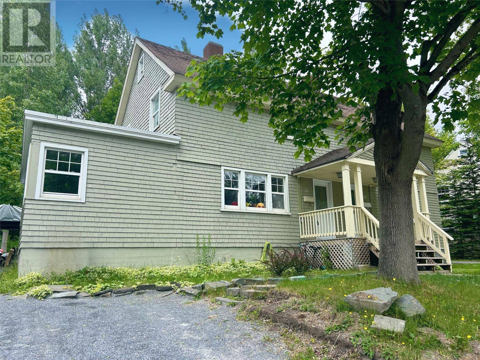 Corner Brook, NL A2H2R2,35 East Valley Road