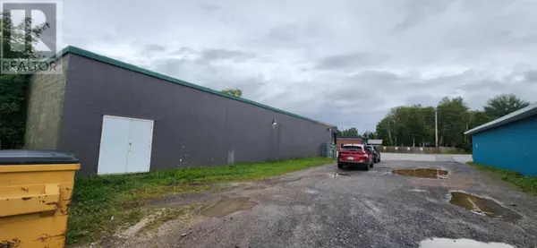 Pasadena, NL A0L1K0,20 Tenth Avenue