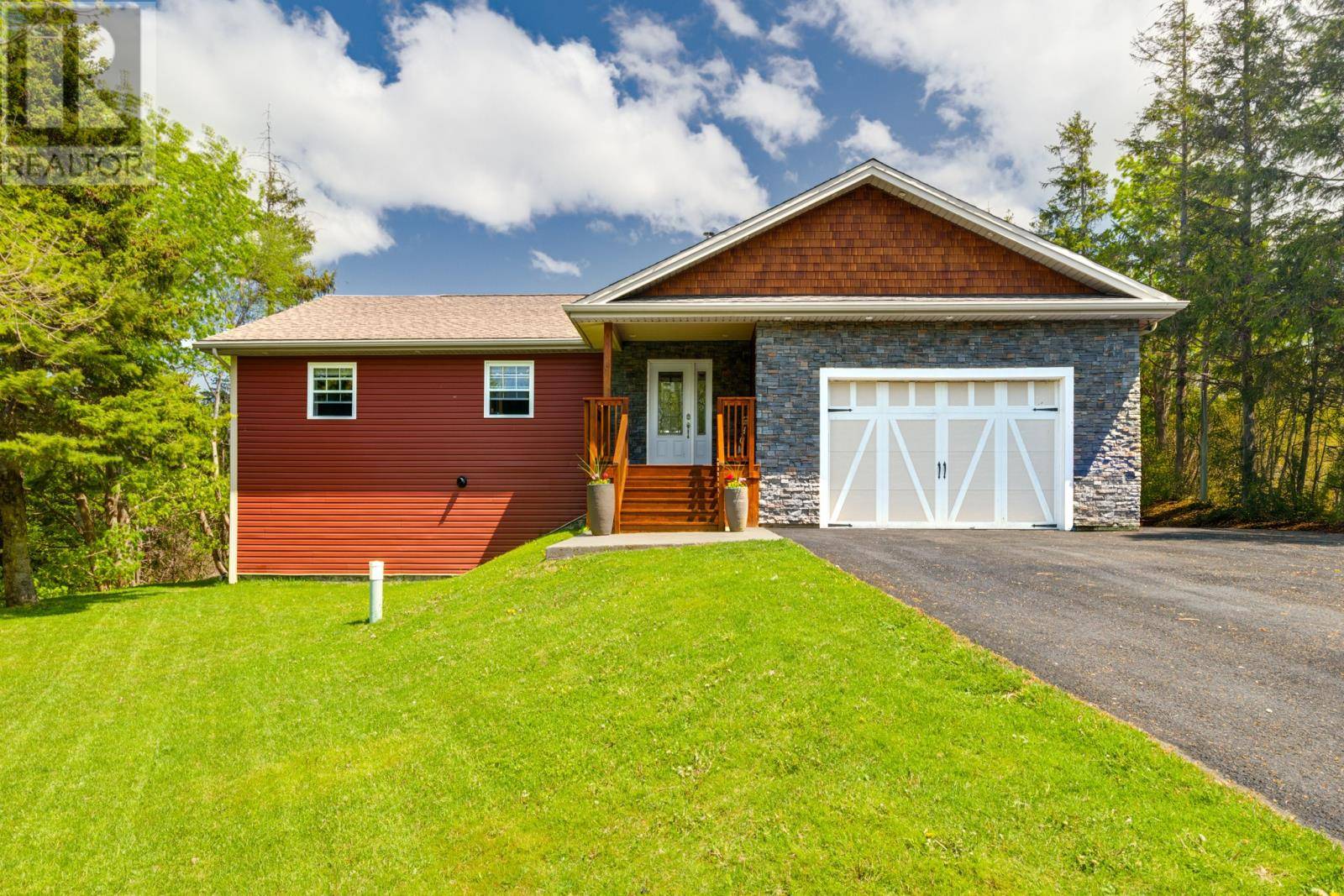 23 South Pond Road, Torbay, NL A1K1B6