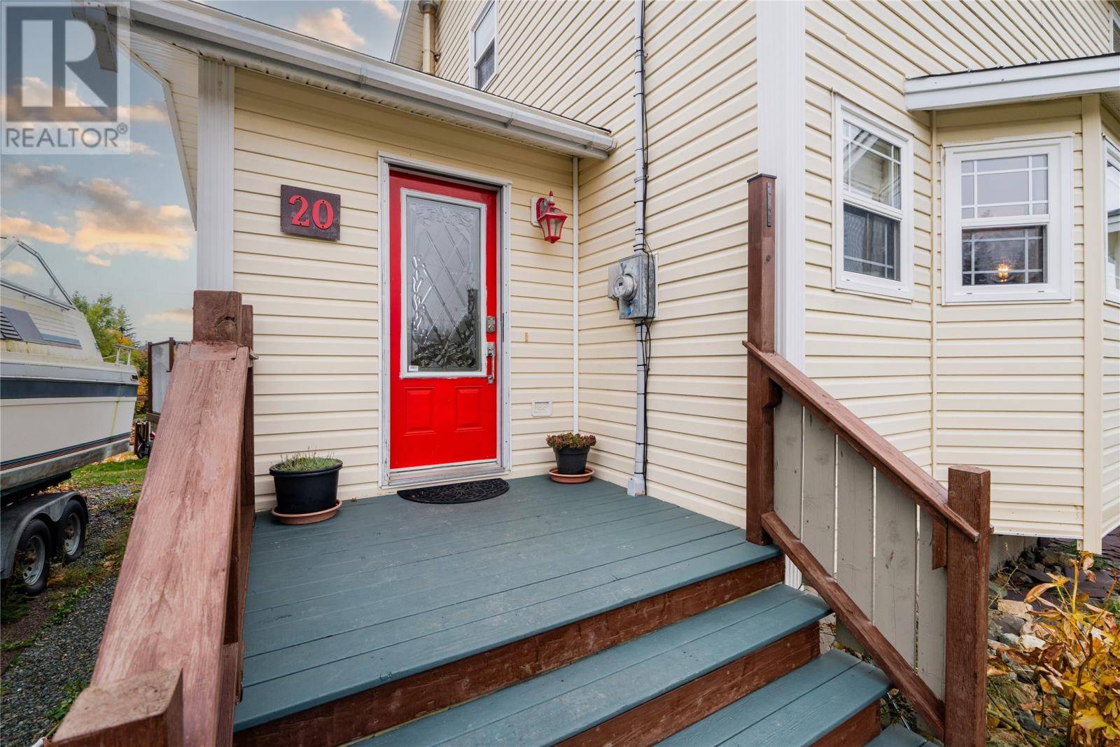 Paradise, NL A1L2R3,20 Meadow Road