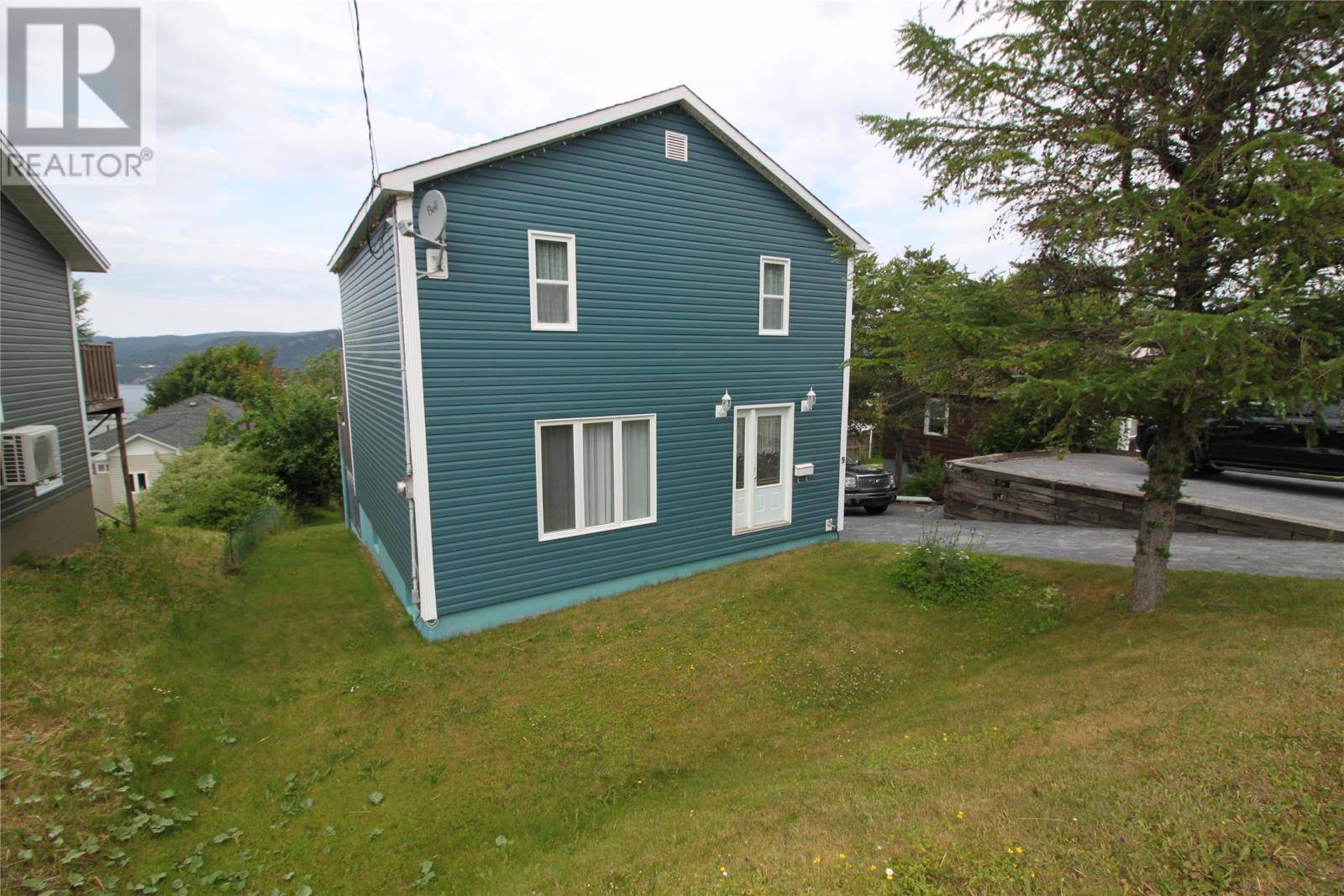 Corner Brook, NL A2H1P6,9 Edinburgh Avenue