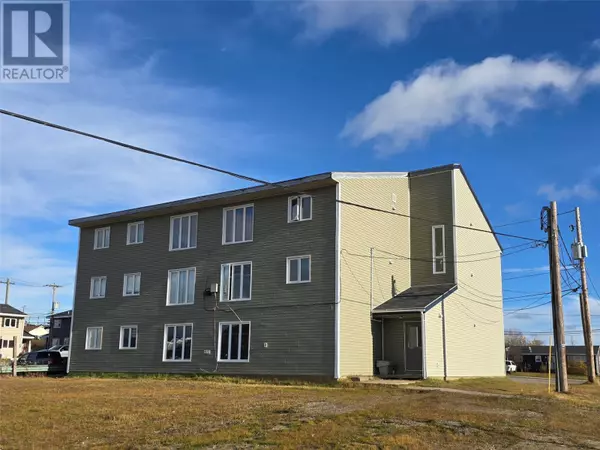 1001 Bartlett Drive, Labrador City, NL A2V2V8