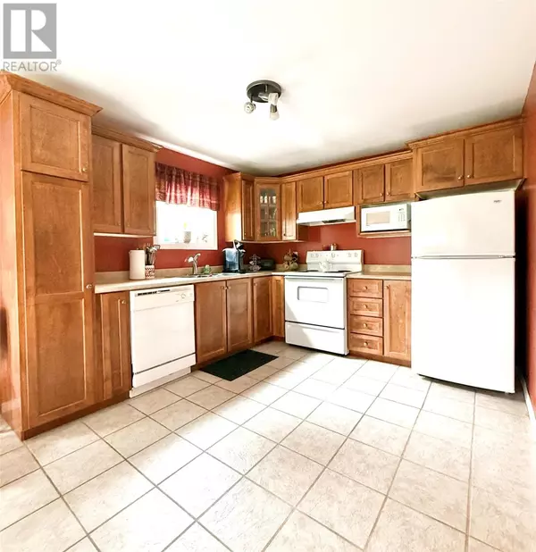 Clarenville, NL A5A4G8,33 Forest Road