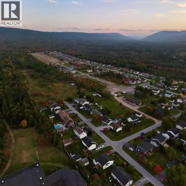 44 Pike Street, Pasadena, NL A0L1K0