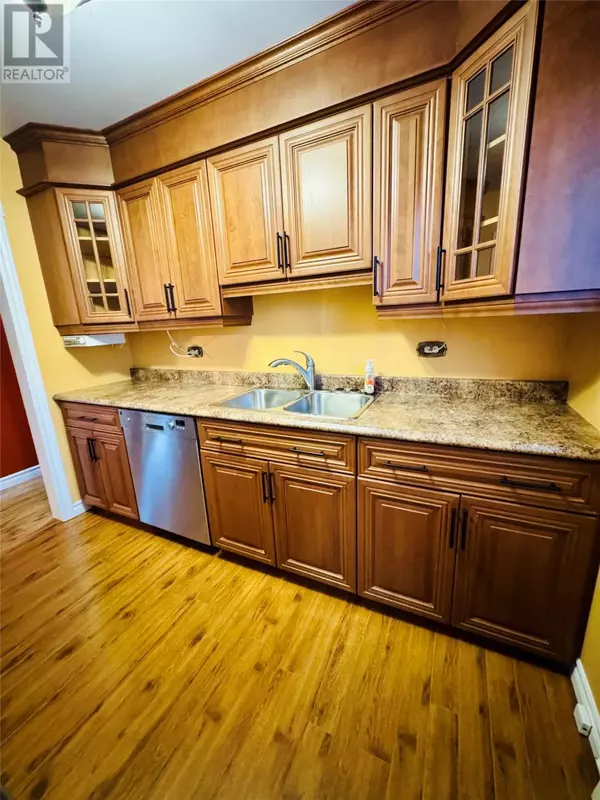 Grand Falls - Windsor, NL A2B1E3,3 King's Place