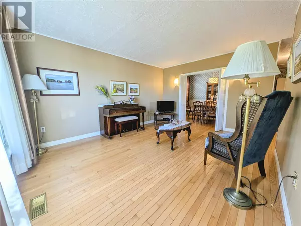 Corner Brook, NL A2H2J4,24 Second Avenue