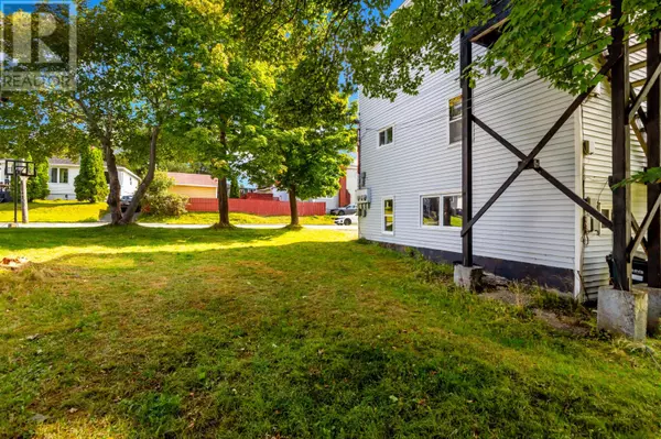 St. John's, NL A1E3B3,56 Cashin Avenue