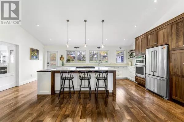 St. John's, NL A1B1L7,30 Roche Street