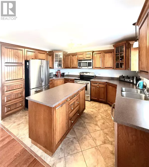 Clarenville, NL A5A0A6,23 Syenite Road