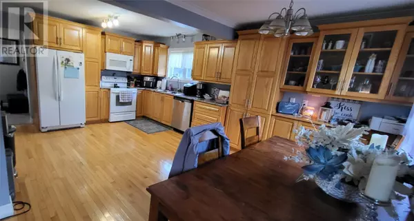 Corner Brook, NL,41 Country Road