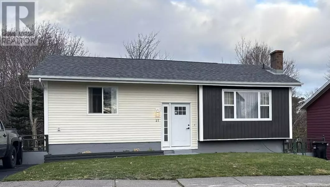 27 Holbrook Avenue, St John's, NL A1E2Y2