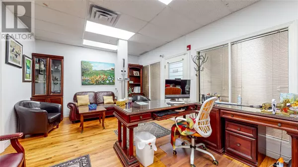 St. John's, NL A1B4S8,1 Paton ST #008