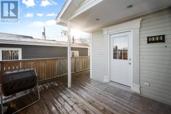 St. John's, NL A1A4Z4,8 Green Street