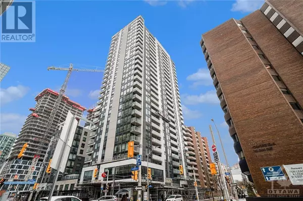 340 QUEEN ST #2211, Ottawa, ON K1R5A5