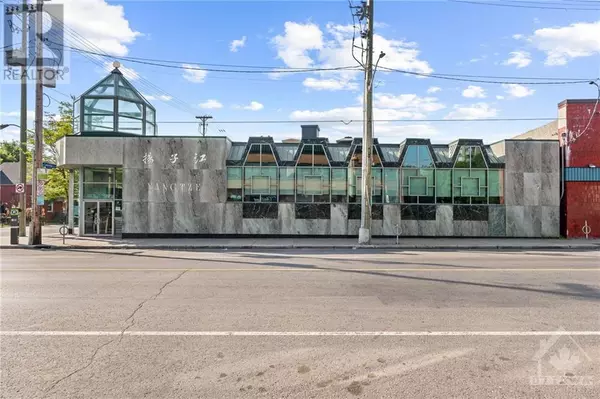 Ottawa, ON K1R6P6,700 SOMERSET STREET W