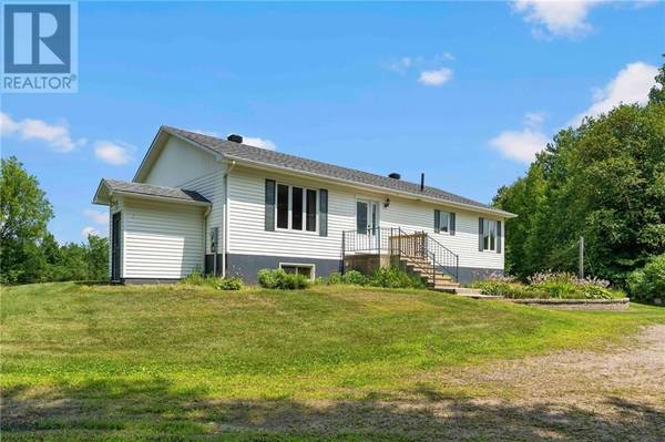 466 HENAN ROAD, Pembroke, ON K8A0H3