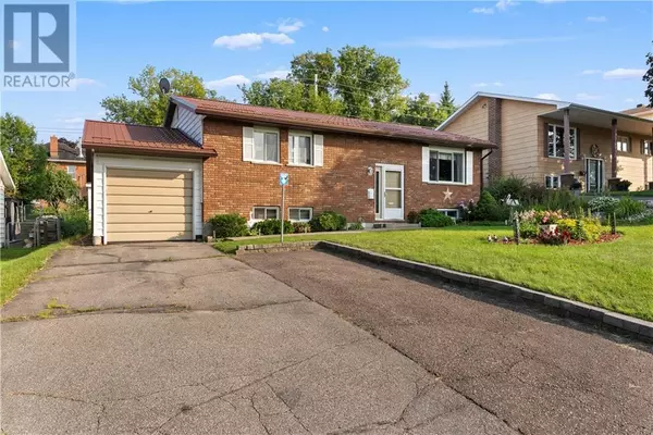 99 IVY AVENUE, Renfrew, ON K7V4C9