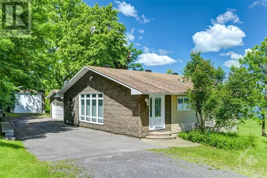 2577 HIGHWAY 174 ROAD, Ottawa, ON K4C1E5