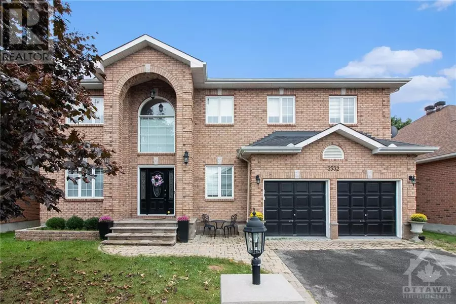 3532 WYMAN CRESCENT, Ottawa, ON K1V0Z1