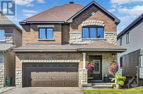 213 ENCLAVE WALK, Ottawa, ON K1W0J4