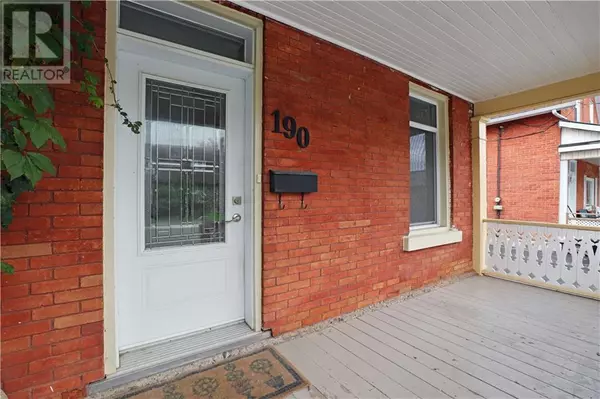 Renfrew, ON K7V1W7,190 LOCHIEL STREET S