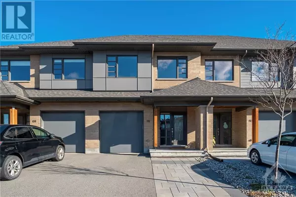 112 LARIMAR CIRCLE, Ottawa, ON K1X0B7