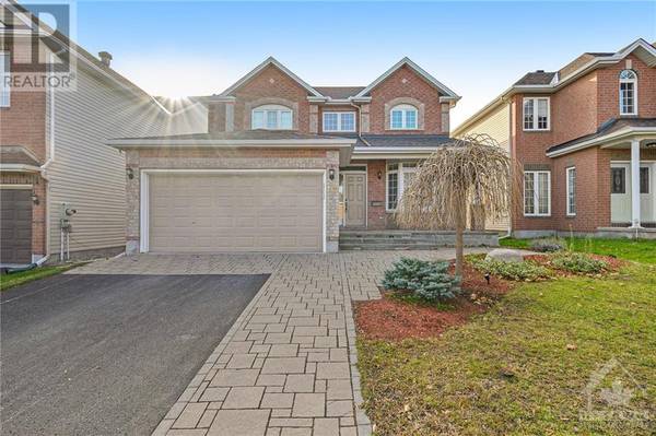 119 WHITESTONE DRIVE, Ottawa, ON K2C4C1