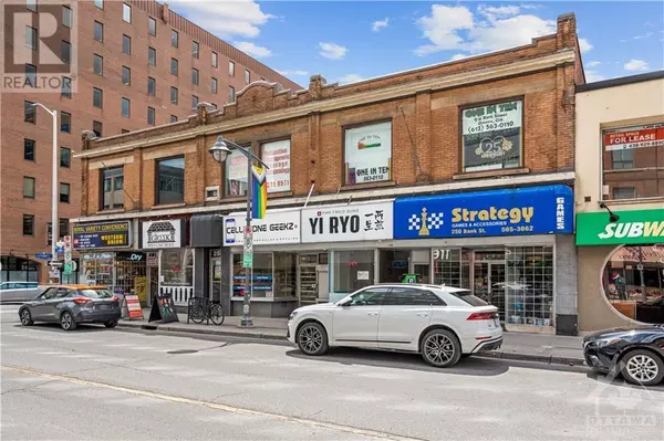 252 BANK STREET, Ottawa, ON K2P1X4