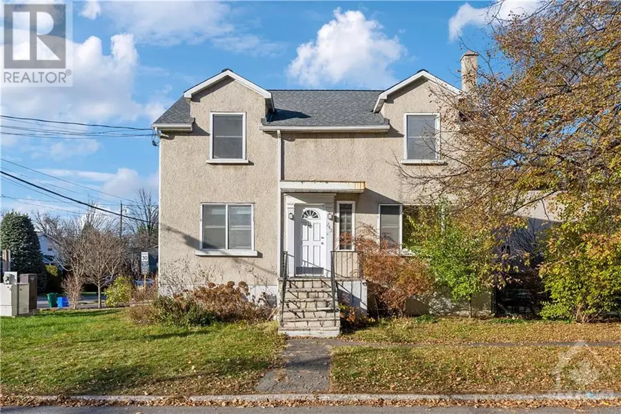 243 CLARE STREET, Ottawa, ON K1Z7E1