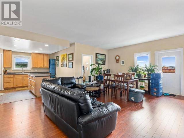 Whitehorse, YT Y1A2T5,301-402 BAXTER STREET