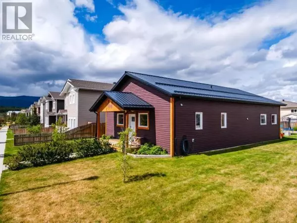 1 BELLINGHAM COURT, Whitehorse, YT Y1A0N2