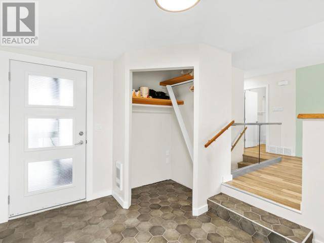 Whitehorse, YT Y1A5X5,35 FINCH CRESCENT