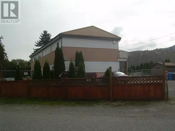 Kamloops, BC V2C4L5,2575-2587 THOMPSON Drive