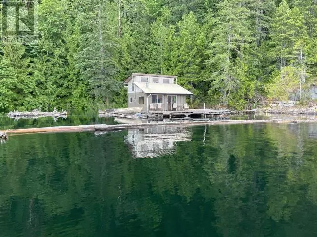 10570 POWELL LAKE, Powell River, BC