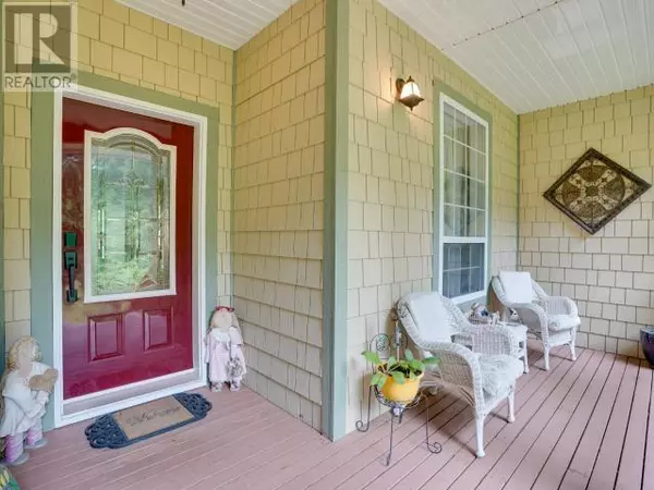 Powell River, BC V8A0R4,3067 SOUTHILL ROAD