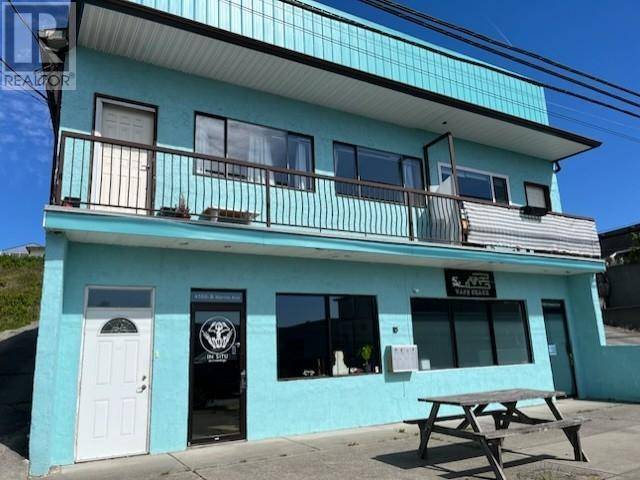 4566 MARINE AVE, Powell River, BC