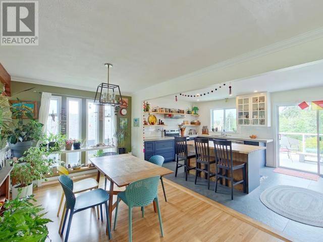 Powell River, BC,6885 LESLEY CRES