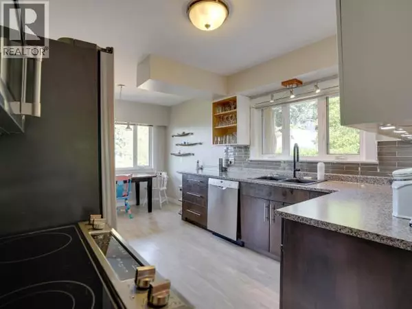 Powell River, BC V8A1C3,3470 TWEEDSMUIR AVE