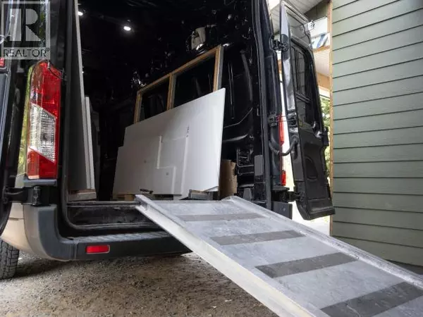 Powell River, BC,B-4573 MARINE AVE