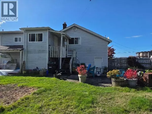 Powell River, BC V8A2S8,4570 MICHIGAN AVE