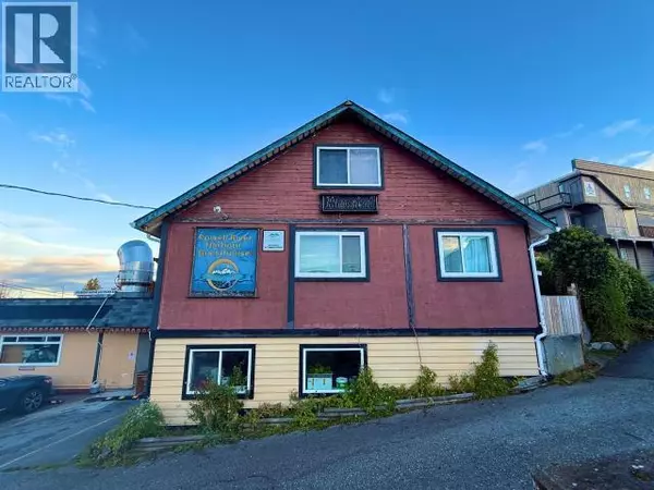 4454 WILLINGDON AVE, Powell River, BC V8A2M6