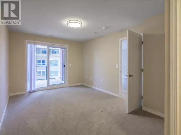 Penticton, BC V2A0J4,3362 SKAHA LAKE RD #804