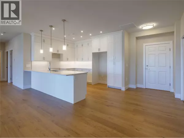 Penticton, BC V2A0J4,3362 SKAHA LAKE RD #1301