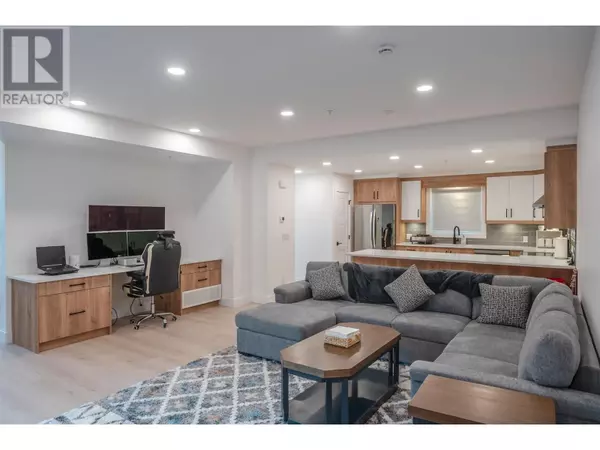 Summerland, BC V0H1Z2,10615 ELLIOTT ST #106